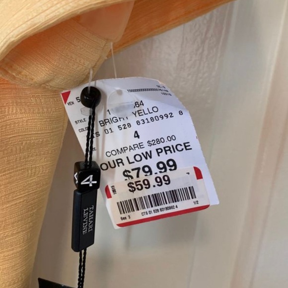 TAHARI size 4 yellow ladies suit jacket and skirt. - Picture 3 of 6